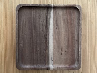 מגש עץ קטן עם חריטה אישית – ‎15×15 ס״מ detail 2